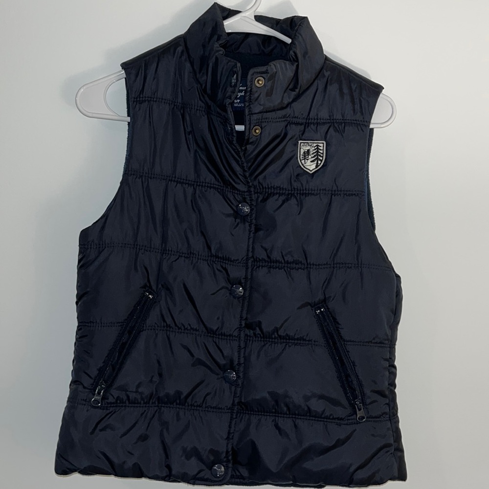 American Eagle Puffer Vest